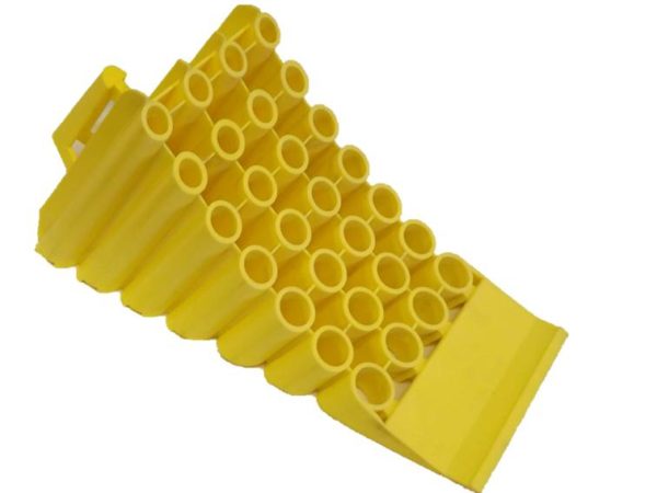 1023 HD (LGE) Wheel Chock 487.5(L)x200(H)x250(W)mm