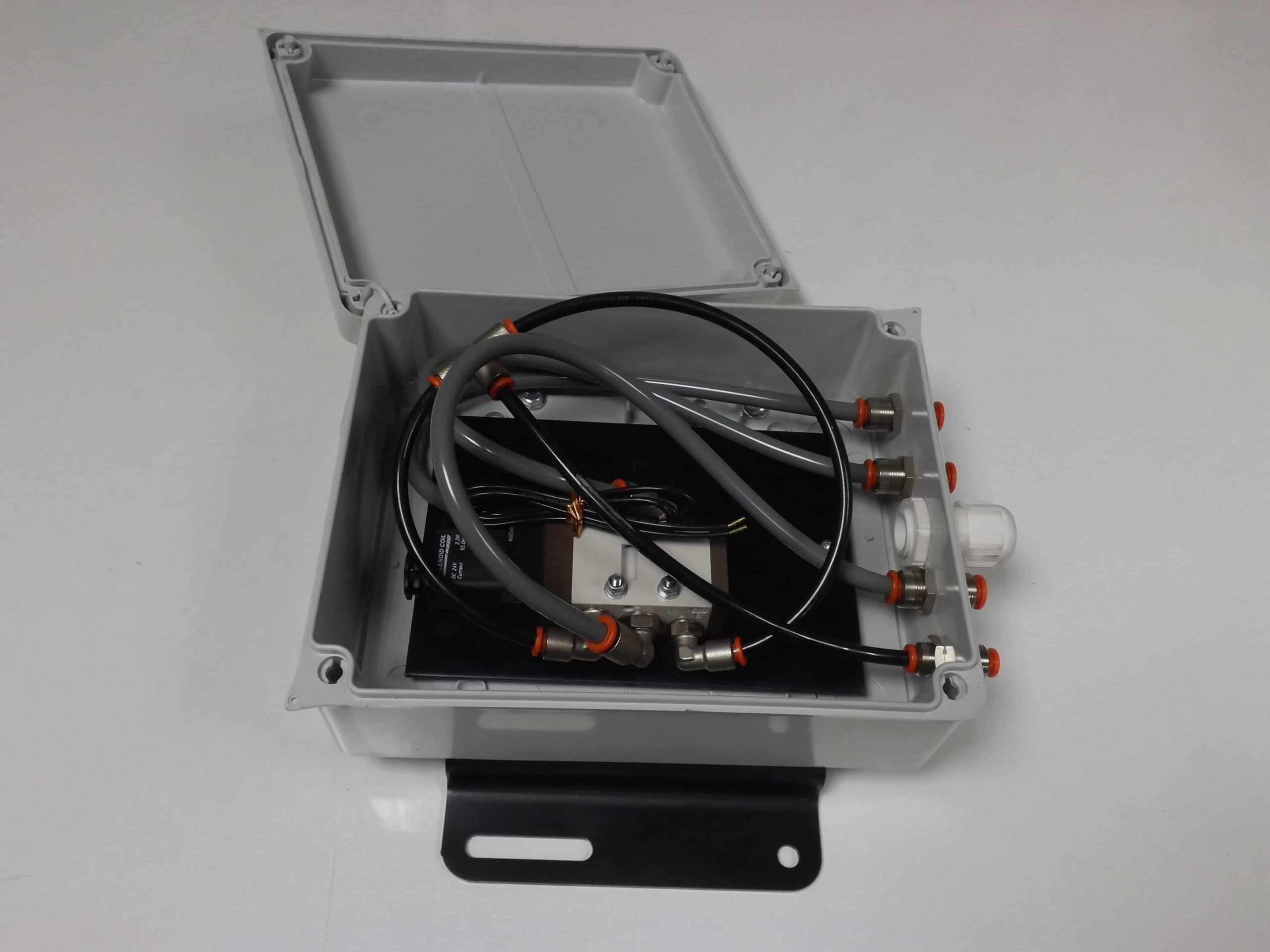 Thompsons AutolocTailgate Solenoid Valve. v1 Thompsons E Parts