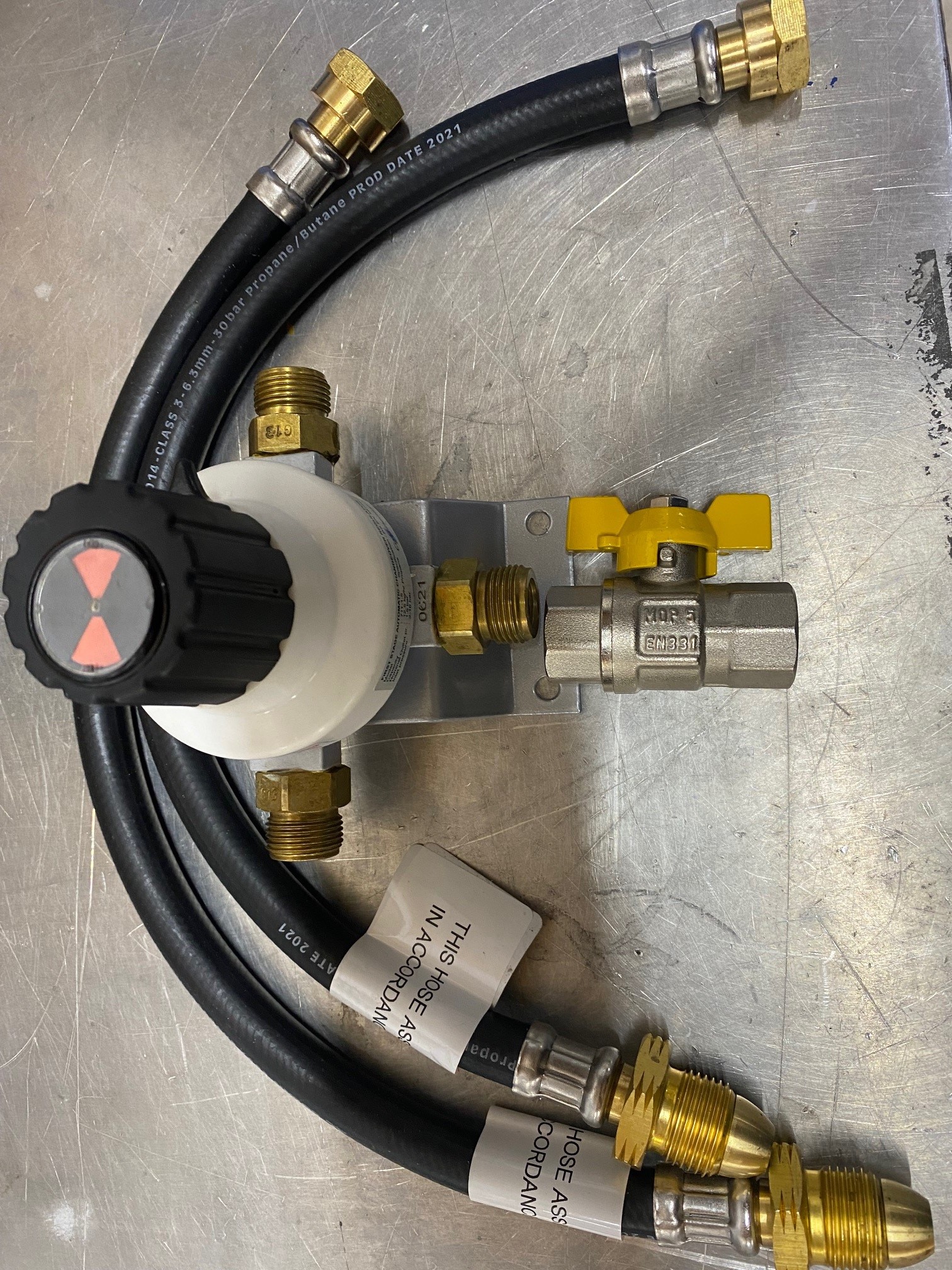 Hotbox 700K 2 Cylinder Gas Bottle Automatic Changeover Gas Regulator