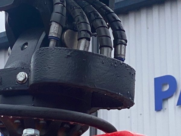 Kinshofer Rotator Pipe Guard - Image 2