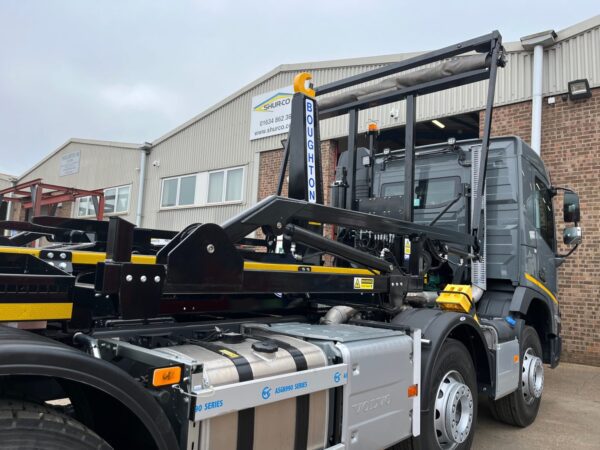 Gladiator Hydraulic hook covering system. For fixed systems