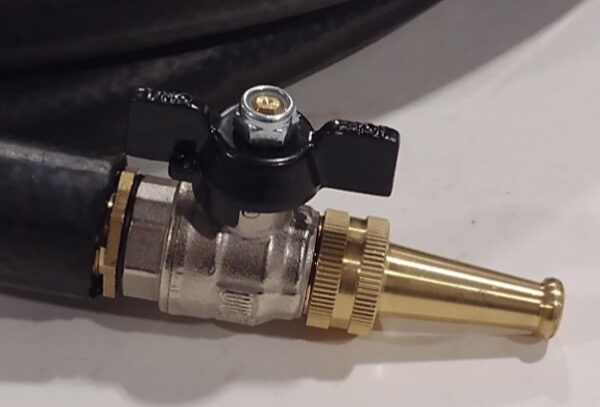 CIFA MIXER Wash Down WATERHOSE 3/4  (DURAHEAT19) 4M c/w Nozzle/Valve - Image 2