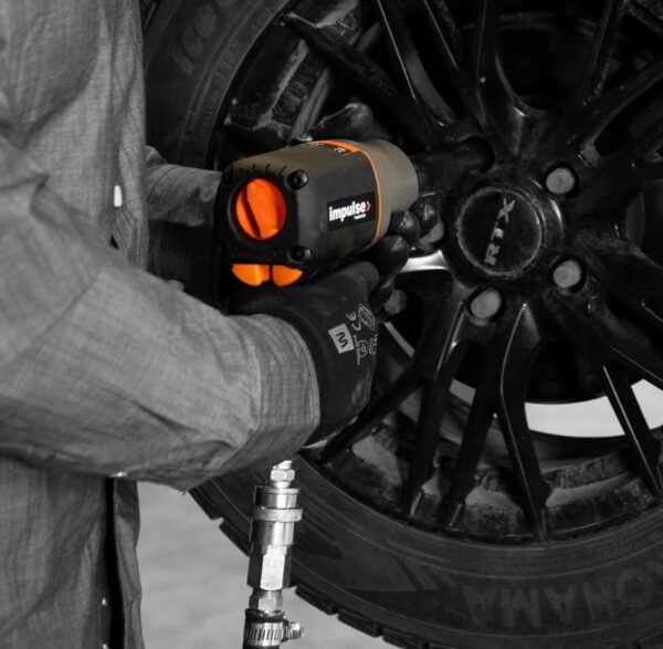 Martins Impulse 1/2" LW Impact Wrench 1280 Nm - Image 6
